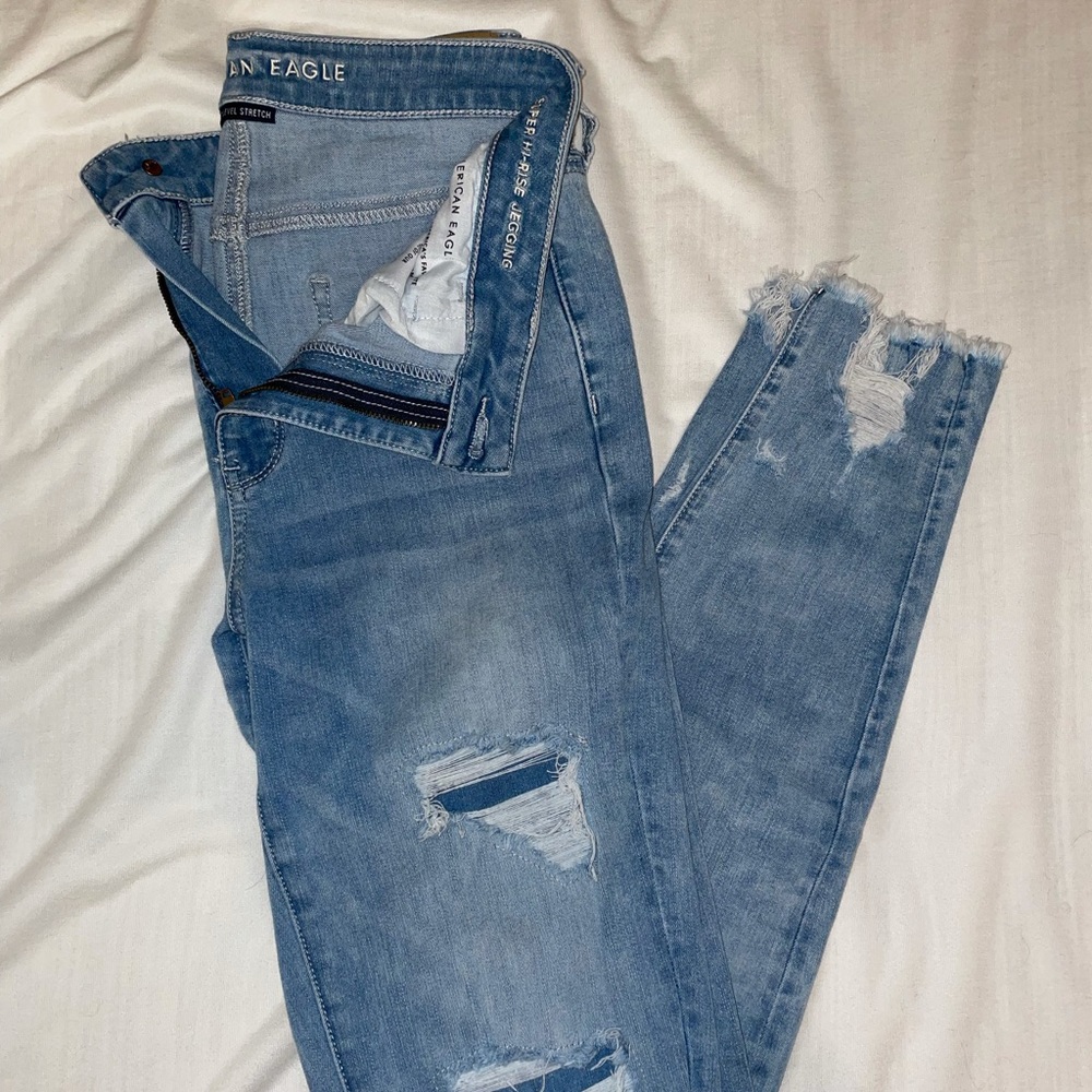COPY - American Eagle Super High Rise Jeggings